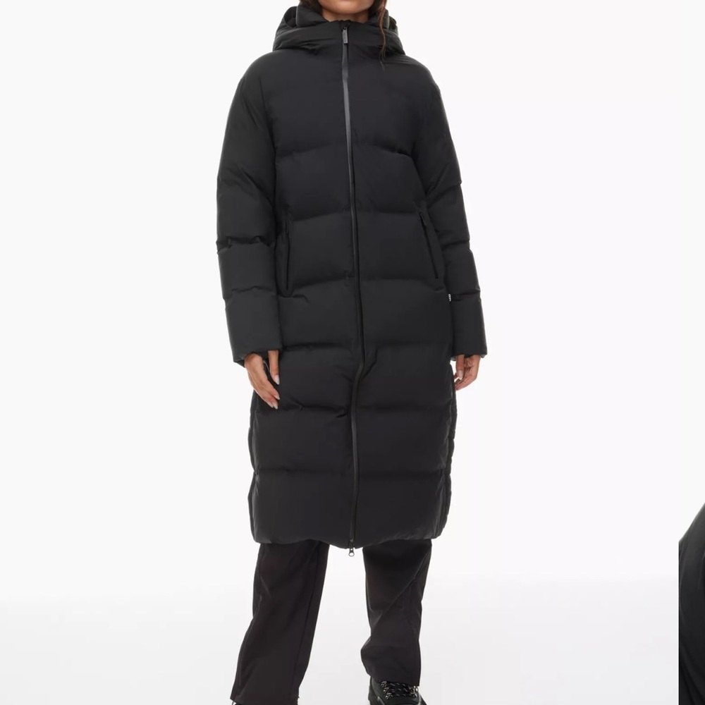 Aritzia Super Puff 2O Long